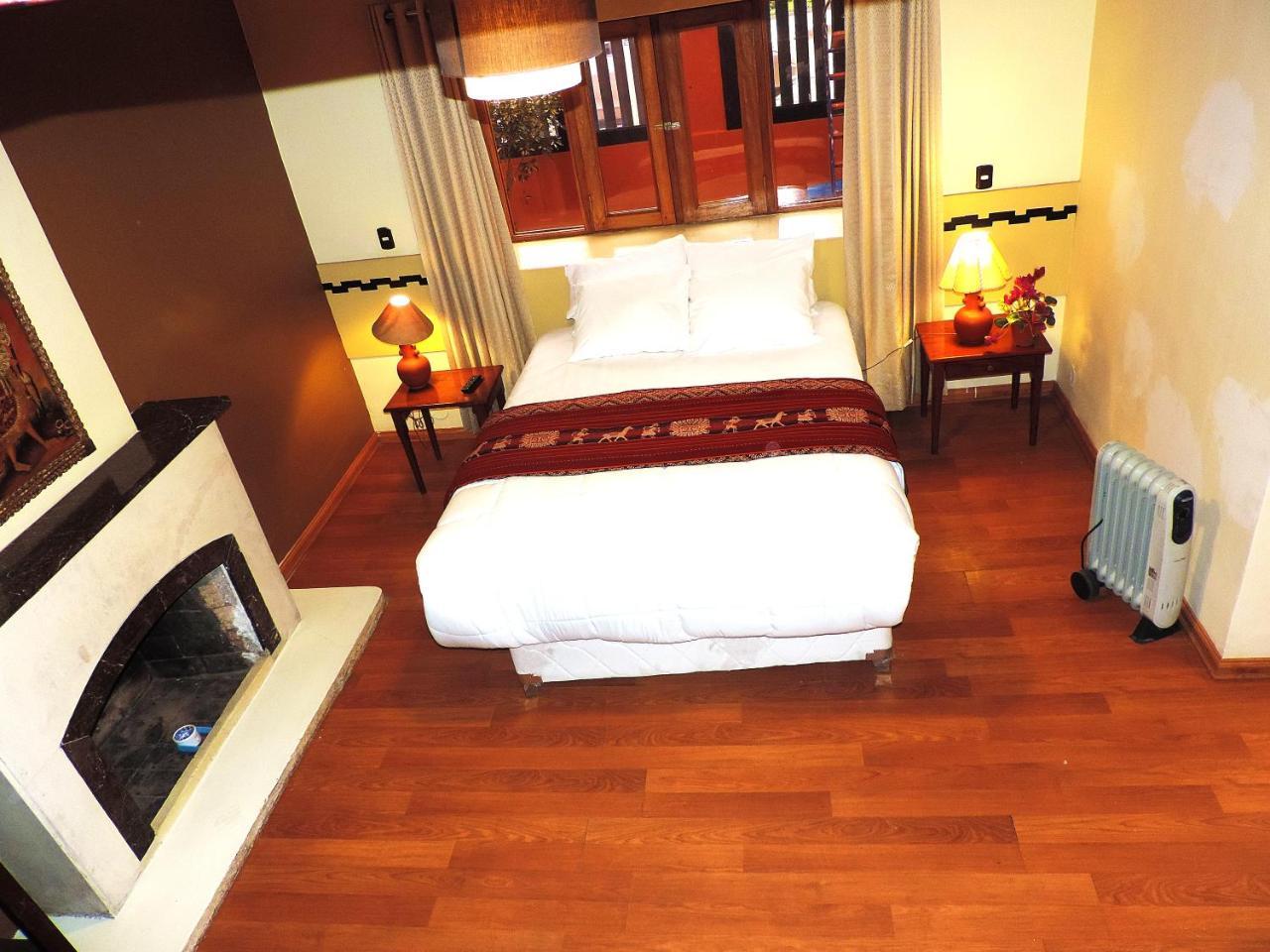 Kintu Classic Cusco Luaran gambar