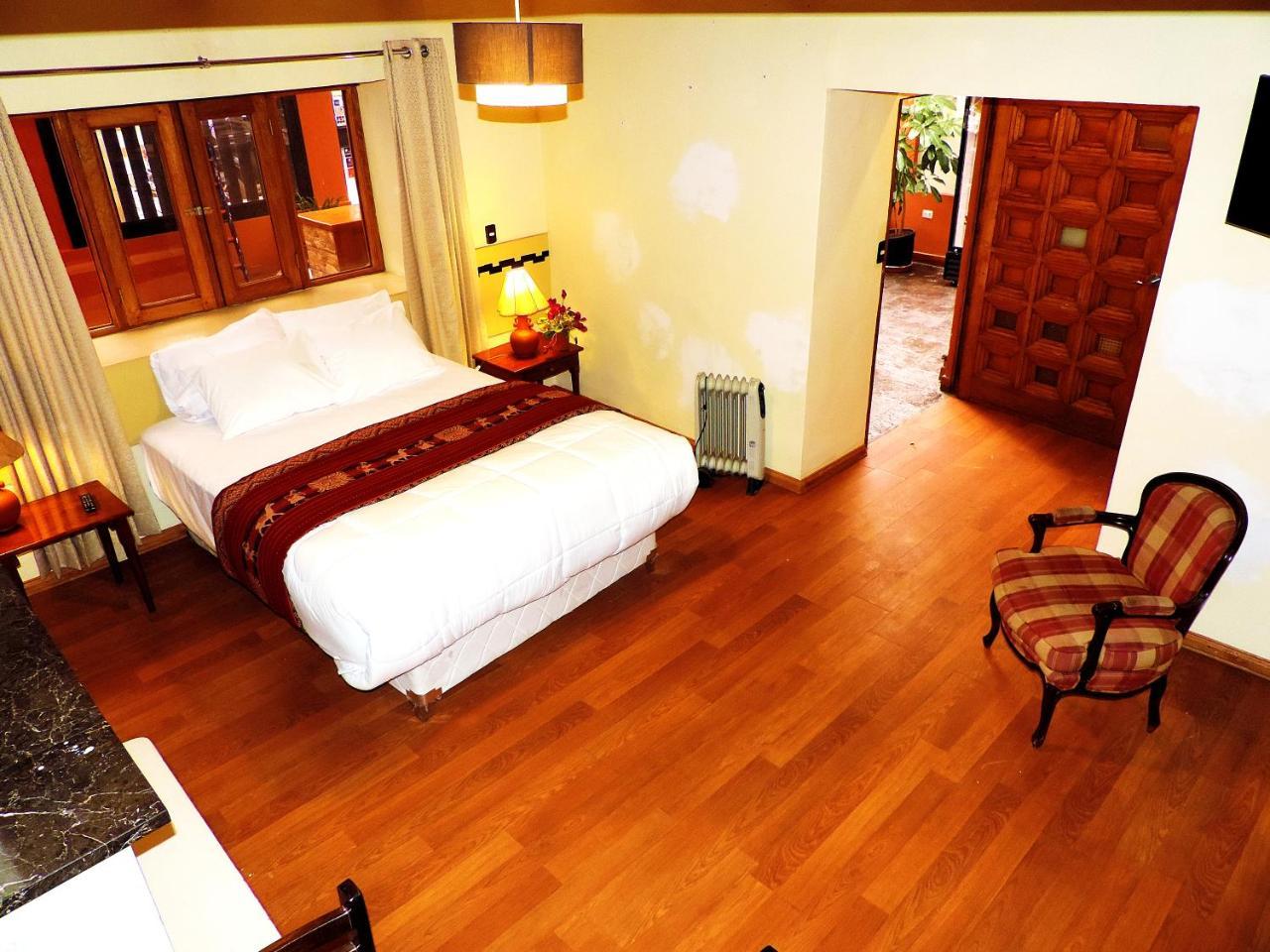 Kintu Classic Cusco Luaran gambar