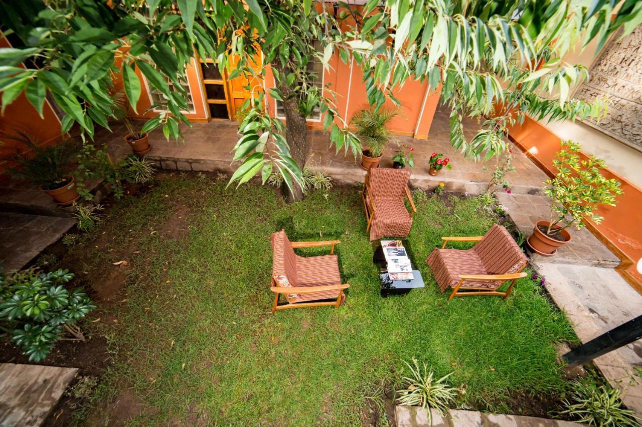 Kintu Classic Cusco Luaran gambar